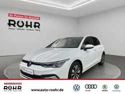 Pure white Gebraucht 2021 VW Golf VIII United Limousine | 22.150 € (Fairer Preis)