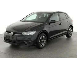 Deep black perleffekt Gebraucht 2025 VW Polo Life | 21.195 € (Guter Preis)