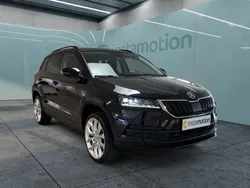 Schwarz Gebraucht 2021 Skoda Karoq Style SUV | 25.238 € (Fairer Preis)