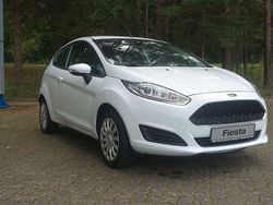 Weiß Gebraucht 2016 Ford Fiesta Trend Kleinwagen | 6.990 € (Fairer Preis)