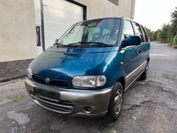 Blau Gebraucht 2000 Nissan Serena Van / Kleinbus | 5.600 €