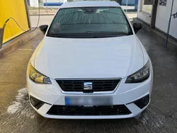 Weiß Gebraucht 2023 Seat Ibiza Black Edition Kleinwagen | 19.000 € (Fairer Preis)