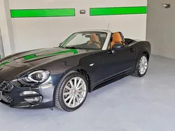 Jet black Gebraucht 2017 Fiat 124 Spider Lusso Cabrio | 16.990 € (Fairer Preis)