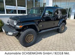 Schwarz Neu 2024 Jeep Wrangler Sahara SUV | 71.990 €