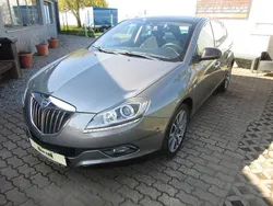 Grau Gebraucht 2009 Lancia Delta Limousine | 9.499 € (Teuer)