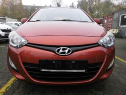 Rot Gebraucht 2013 Hyundai i20 Edition Limousine | 2.850 € (Fairer Preis)