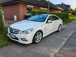 Weiß Gebraucht 2012 Mercedes E350 AMG Coupé | 12.800 € (Fairer Preis)