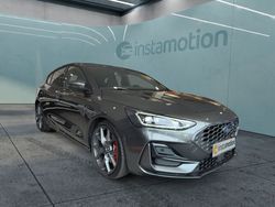 Grau Neu 2025 Ford Focus ST | 47.826 € (Fairer Preis)