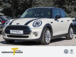 Weiß Gebraucht 2017 Mini Cooper Chili Kleinwagen | 15.980 € (Fairer Preis)