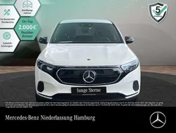 Polarweiß Gebraucht 2023 Mercedes EQA250 Night SUV | 34.990 € (Fairer Preis)