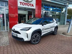 Weiß Gebraucht 2024 Toyota Yaris Cross Plus SUV | 33.990 € (Fairer Preis)