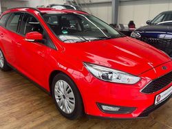 Rot Gebraucht 2015 Ford Focus Business Edition Kombi | 5.890 € (Fairer Preis)
