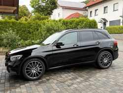 Schwarz Gebraucht 2017 Mercedes GLC350 AMG line SUV | 28.999 € (Etwas zu teuer)