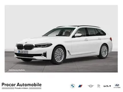 Weiß Gebraucht 2022 BMW 520 Luxury Line Kombi | 34.990 € (Etwas zu teuer)