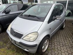 Silber Gebraucht 2004 Mercedes A140 Classic Van / Kleinbus | 1.490 € (Fairer Preis)