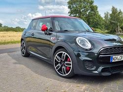 Grün Gebraucht 2015 Mini John Cooper Works Kleinwagen | 15.999 € (Etwas zu teuer)
