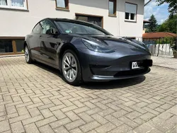 Grau Gebraucht 2023 Tesla Model 3 Standard Range Plus Limousine | 28.200 € (Guter Preis)