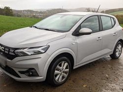 Silber Gebraucht 2023 Dacia Sandero Limousine | 11.250 €