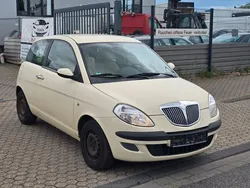 Weiß Gebraucht 2004 Lancia Ypsilon Kleinwagen | 1.500 € (Guter Preis)
