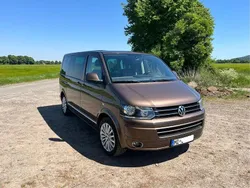 Braun Gebraucht 2011 VW T5 Van | 24.700 € (Teuer)