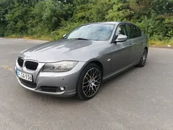 Grau Gebraucht 2010 BMW 318 Limousine | 5.100 € (Fairer Preis)