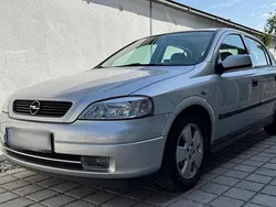 Silber Gebraucht 2002 Opel Astra Selection Limousine | 1.099 € (Superpreis)