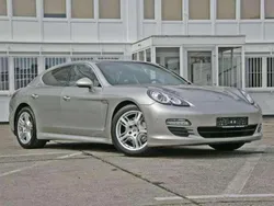 Silber Gebraucht 2009 Porsche Panamera Limousine | 39.800 €