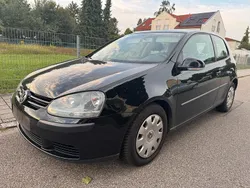 Schwarz Gebraucht 2004 VW Golf V Kleinwagen | 850 € (Superpreis)