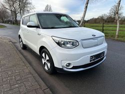 Weiß Gebraucht 2015 Kia Soul EV SUV | 6.999 € (Fairer Preis)