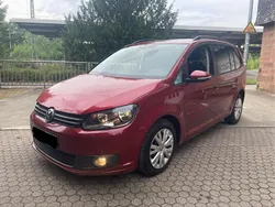 Rot Gebraucht 2012 VW Touran Match Van / Kleinbus | 4.999 €
