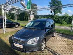 Grau Gebraucht 2015 Skoda Roomster Ambition Kombi | 4.990 € (Fairer Preis)