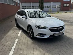 Weiß Gebraucht 2020 Opel Insignia Kombi | 19.499 € (Fairer Preis)