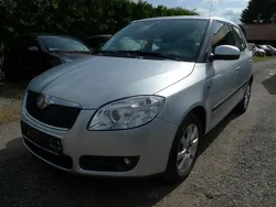 Silber Gebraucht 2010 Skoda Fabia Ambiente Limousine | 4.350 € (Fairer Preis)