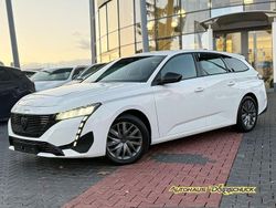 Blanc banquise Gebraucht 2022 Peugeot 308 SW Active Kombi | 14.990 € (Guter Preis)