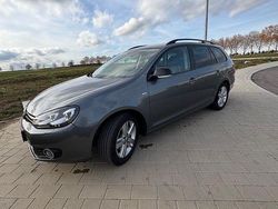 Grau Gebraucht 2012 VW Golf VII Match Kombi | 6.900 € (Fairer Preis)