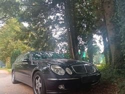 Schwarz Gebraucht 2004 Mercedes 280 Kombi | 1.750 €