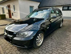 Schwarz Gebraucht 2007 BMW 320 Kombi | 4.900 €