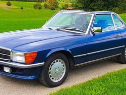 Blau Gebraucht 1988 Mercedes SL300 Cabrio | 33.900 €