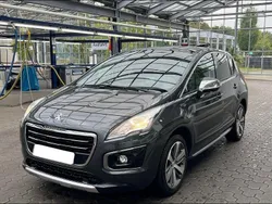 Grau Gebraucht 2016 Peugeot 3008 Allure SUV | 11.200 € (Fairer Preis)