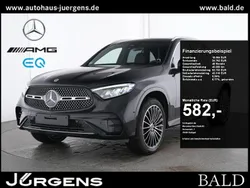 Schwarz black Gebraucht 2024 Mercedes GLC300e AMG SUV | 61.820 € (Fairer Preis)