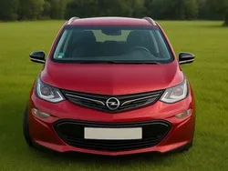 Rot Gebraucht 2020 Opel Ampera Ultimate Kleinwagen | 22.000 € (Teuer)