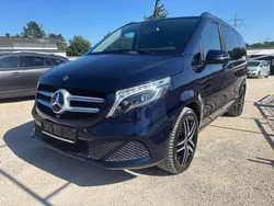 Cavansitblau Gebraucht 2020 Mercedes V220 Avantgarde Van / Kleinbus | 52.900 € (Guter Preis)