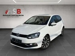 Weiß Gebraucht 2016 VW Polo Trendline Kleinwagen | 7.999 € (Guter Preis)