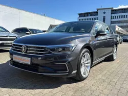Mangangrau metallic Gebraucht 2021 VW Passat GTE Kombi | 22.450 € (Fairer Preis)