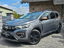 Grau Gebraucht 2023 Dacia Jogger Extreme Kombi | 12.490 €