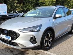 Silber Gebraucht 2024 Ford Focus Active Limousine | 23.490 € (Guter Preis)