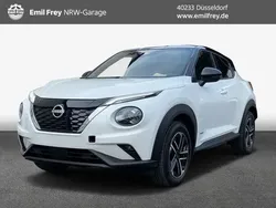Pearl white pearleffekt/ dach in Neu 2025 Nissan Juke N-Connecta SUV | 30.990 € (Fairer Preis)
