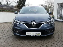 Titangrau Gebraucht 2021 Renault Mégane IV Zen Limousine | 15.490 € (Fairer Preis)