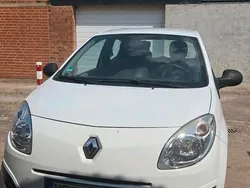 Weiß Gebraucht 2008 Renault Twingo Kleinwagen | 4.000 €