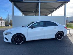 Weiß Gebraucht 2023 Mercedes A200 Night Limousine | 31.750 € (Etwas zu teuer)